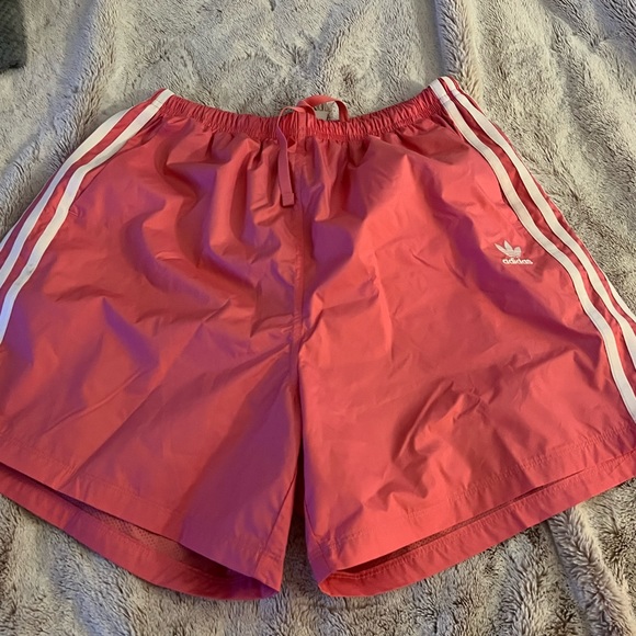 Adidas pink sport shorts with inner lining - Picture 1 of 2